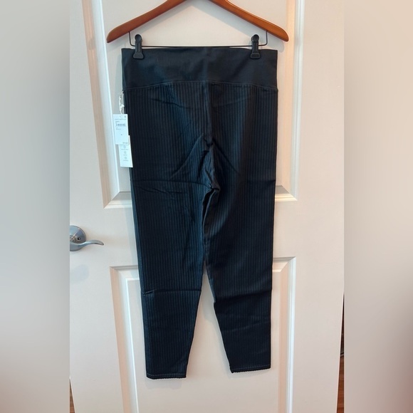 GOOD AMERICAN WIDE RIB SHINE CLEAN SEAMLESS NWT - Picture 7 of 15